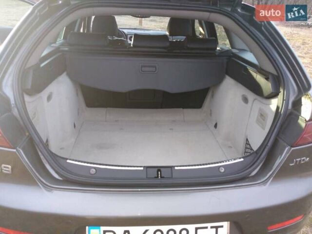 Серый Альфа Ромео 159, объемом двигателя 2.29 л и пробегом 300 тыс. км за 3500 $, фото 10 на Automoto.ua