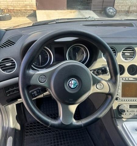 Сірий Альфа Ромео 159, об'ємом двигуна 2.4 л та пробігом 303 тис. км за 5900 $, фото 16 на Automoto.ua