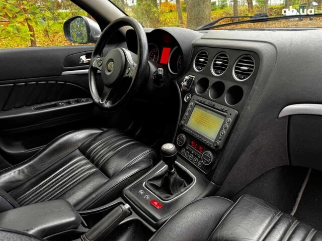 Серый Альфа Ромео 159, объемом двигателя 1.9 л и пробегом 304 тыс. км за 5590 $, фото 28 на Automoto.ua