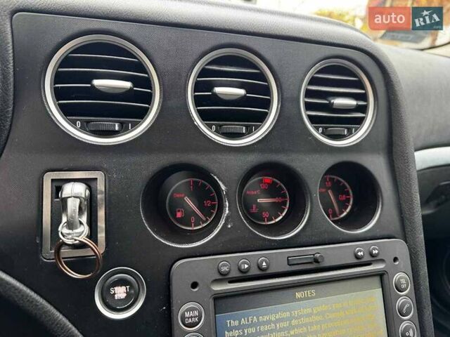Серый Альфа Ромео 159, объемом двигателя 1.9 л и пробегом 304 тыс. км за 5590 $, фото 18 на Automoto.ua