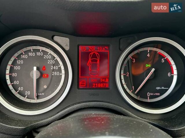 Серый Альфа Ромео 159, объемом двигателя 2.39 л и пробегом 220 тыс. км за 7300 $, фото 9 на Automoto.ua