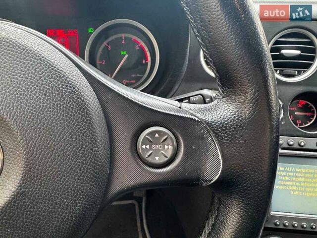 Серый Альфа Ромео 159, объемом двигателя 1.9 л и пробегом 304 тыс. км за 5590 $, фото 15 на Automoto.ua