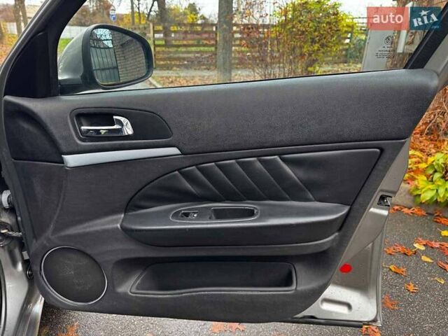 Серый Альфа Ромео 159, объемом двигателя 1.9 л и пробегом 304 тыс. км за 5590 $, фото 26 на Automoto.ua