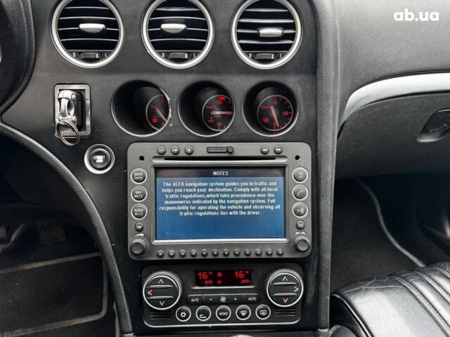 Серый Альфа Ромео 159, объемом двигателя 1.9 л и пробегом 304 тыс. км за 5590 $, фото 16 на Automoto.ua