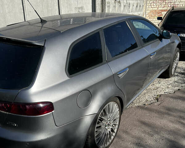 Альфа Ромео 159 2006 в Львове на Automoto.ua Серый Альфа Ромео 159, объемом двигателя 2.4 л и пробегом 250 тыс. км за 4000 $, фото 4 на Automoto.ua