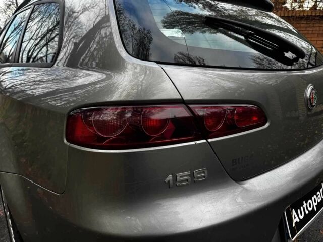 Серый Альфа Ромео 159, объемом двигателя 1.9 л и пробегом 304 тыс. км за 5590 $, фото 8 на Automoto.ua