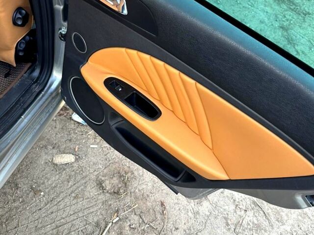 Сірий Альфа Ромео 159, об'ємом двигуна 2.4 л та пробігом 21700 тис. км за 5600 $, фото 3 на Automoto.ua