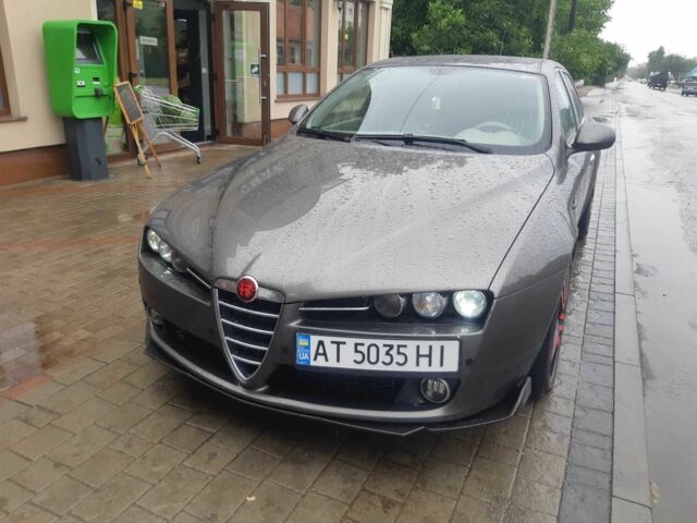 Сірий Альфа Ромео 159, об'ємом двигуна 1.9 л та пробігом 265 тис. км за 6600 $, фото 10 на Automoto.ua