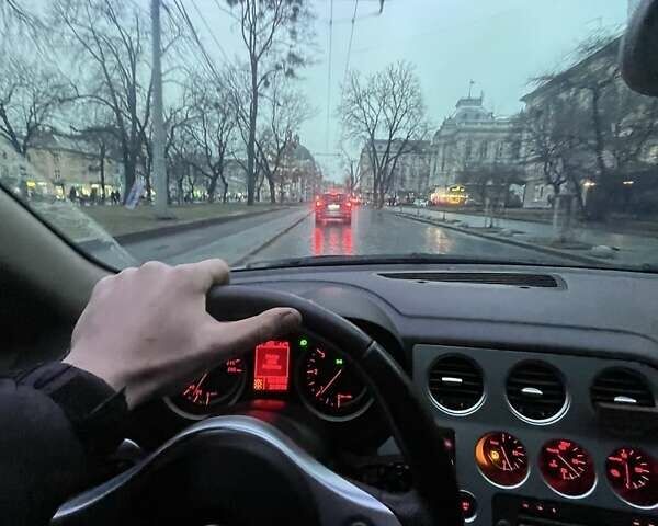 Серый Альфа Ромео 159, объемом двигателя 1.9 л и пробегом 250 тыс. км за 4000 $, фото 4 на Automoto.ua