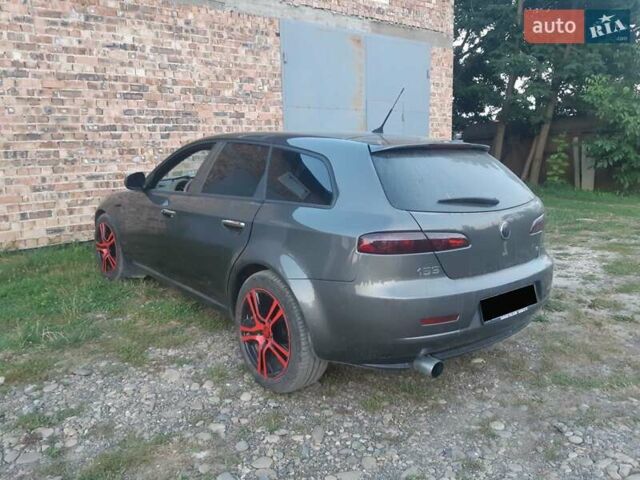 Серый Альфа Ромео 159, объемом двигателя 1.9 л и пробегом 265 тыс. км за 6600 $, фото 6 на Automoto.ua