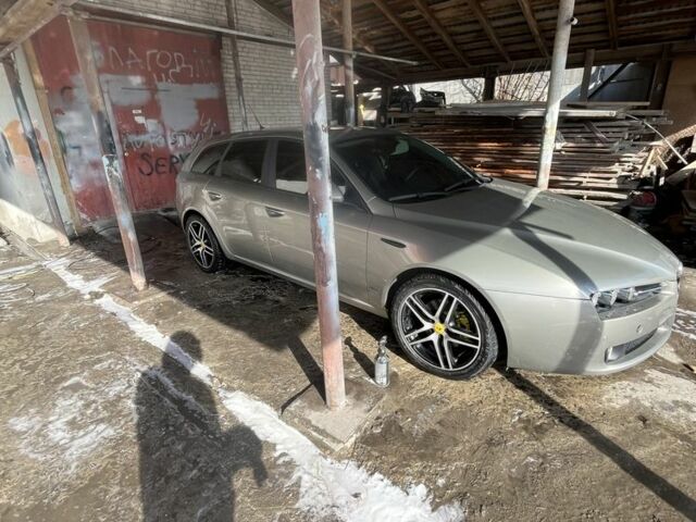 Серый Альфа Ромео 159, объемом двигателя 1.9 л и пробегом 250 тыс. км за 4000 $, фото 4 на Automoto.ua