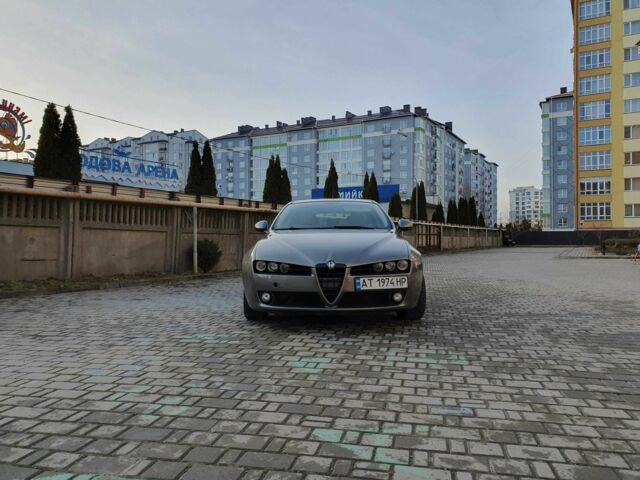Серый Альфа Ромео 159, объемом двигателя 1.9 л и пробегом 350 тыс. км за 4400 $, фото 3 на Automoto.ua