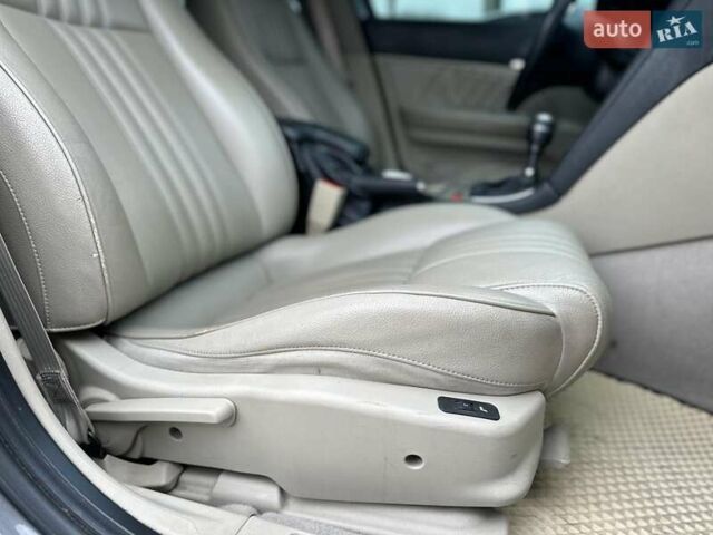 Сірий Альфа Ромео 159, об'ємом двигуна 1.9 л та пробігом 270 тис. км за 7490 $, фото 18 на Automoto.ua