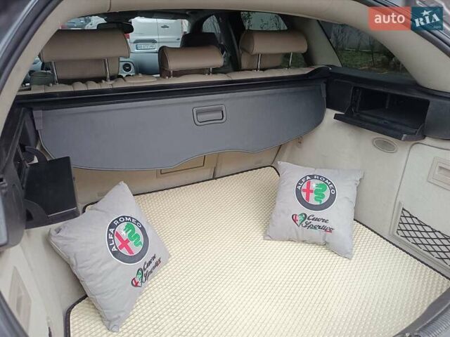 Серый Альфа Ромео 159, объемом двигателя 1.91 л и пробегом 276 тыс. км за 7500 $, фото 22 на Automoto.ua