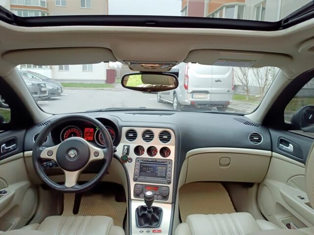 Серый Альфа Ромео 159, объемом двигателя 1.9 л и пробегом 270 тыс. км за 6000 $, фото 9 на Automoto.ua