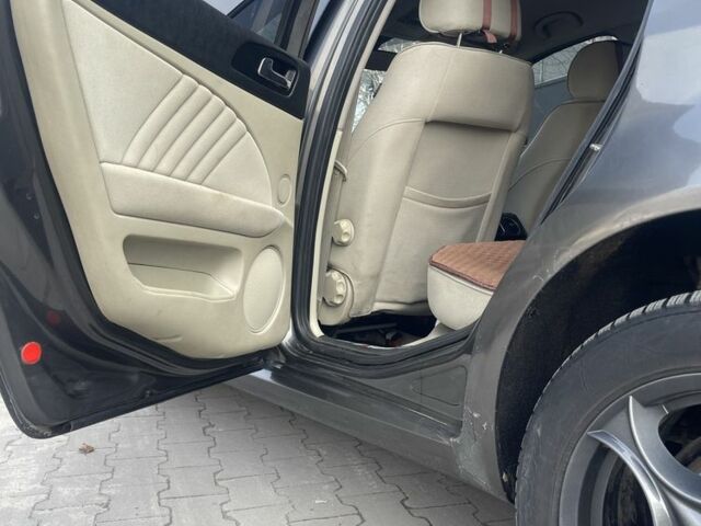 Сірий Альфа Ромео 159, об'ємом двигуна 1.9 л та пробігом 294 тис. км за 5400 $, фото 11 на Automoto.ua