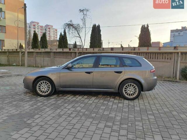 Серый Альфа Ромео 159, объемом двигателя 1.9 л и пробегом 350 тыс. км за 4400 $, фото 12 на Automoto.ua