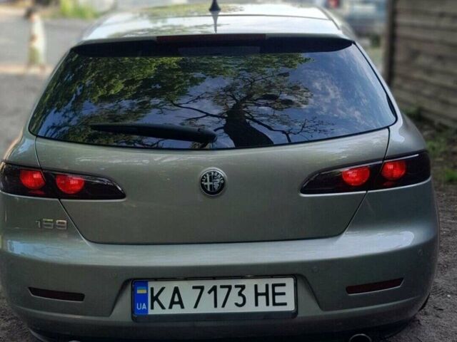 Серый Альфа Ромео 159, объемом двигателя 2.2 л и пробегом 180 тыс. км за 4999 $, фото 28 на Automoto.ua