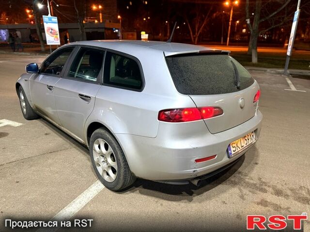 Серый Альфа Ромео 159, объемом двигателя 1.9 л и пробегом 258 тыс. км за 3500 $, фото 4 на Automoto.ua