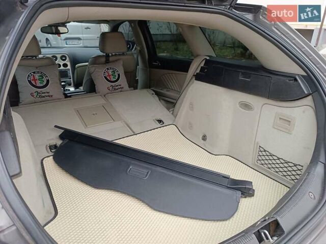 Серый Альфа Ромео 159, объемом двигателя 1.91 л и пробегом 276 тыс. км за 7500 $, фото 23 на Automoto.ua