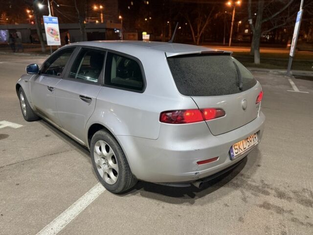 Серый Альфа Ромео 159, объемом двигателя 1.9 л и пробегом 252 тыс. км за 3300 $, фото 4 на Automoto.ua