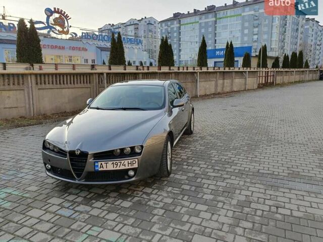 Серый Альфа Ромео 159, объемом двигателя 1.9 л и пробегом 350 тыс. км за 4400 $, фото 23 на Automoto.ua