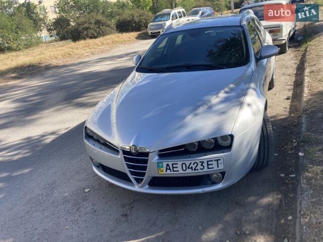 Сірий Альфа Ромео 159, об'ємом двигуна 2.2 л та пробігом 175 тис. км за 7000 $, фото 2 на Automoto.ua