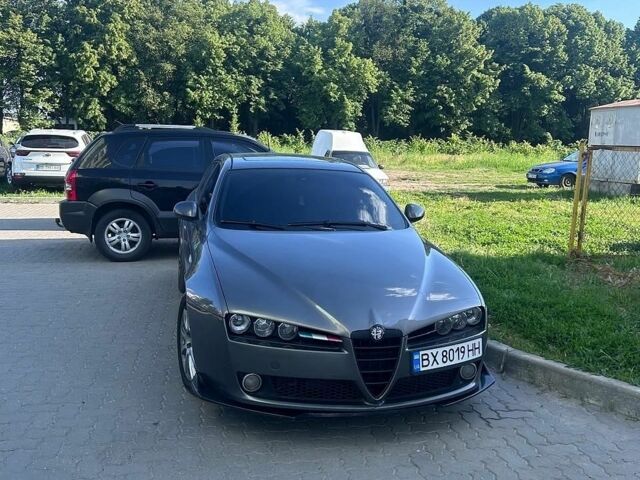 Серый Альфа Ромео 159, объемом двигателя 1.9 л и пробегом 290 тыс. км за 4300 $, фото 1 на Automoto.ua