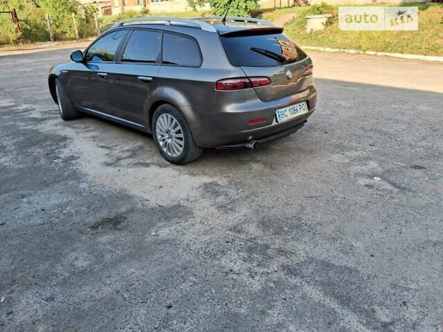 Сірий Альфа Ромео 159, об'ємом двигуна 2.2 л та пробігом 216 тис. км за 6500 $, фото 18 на Automoto.ua