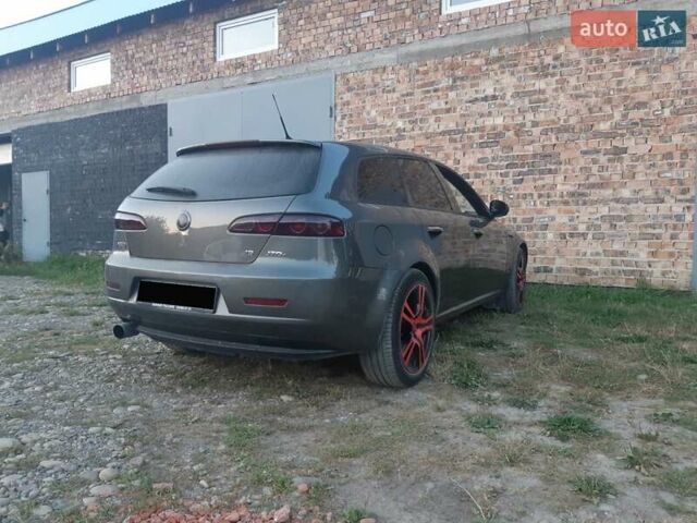 Серый Альфа Ромео 159, объемом двигателя 1.9 л и пробегом 265 тыс. км за 6600 $, фото 12 на Automoto.ua