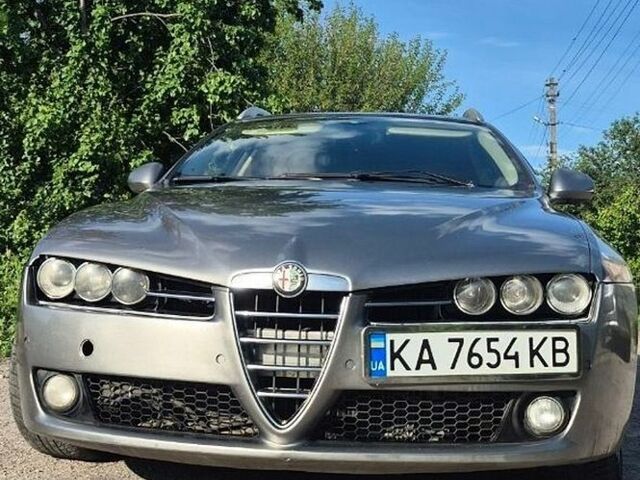Сірий Альфа Ромео 159, об'ємом двигуна 2.39 л та пробігом 450 тис. км за 4700 $, фото 1 на Automoto.ua
