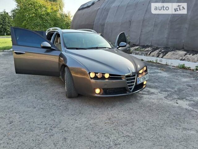 Сірий Альфа Ромео 159, об'ємом двигуна 2.2 л та пробігом 216 тис. км за 6500 $, фото 3 на Automoto.ua