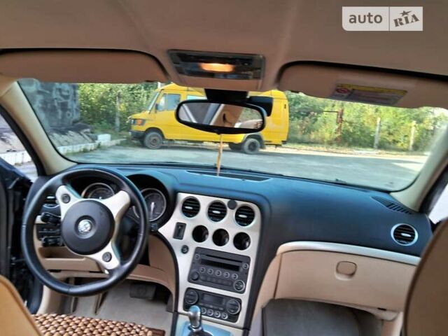 Сірий Альфа Ромео 159, об'ємом двигуна 2.2 л та пробігом 216 тис. км за 6500 $, фото 8 на Automoto.ua