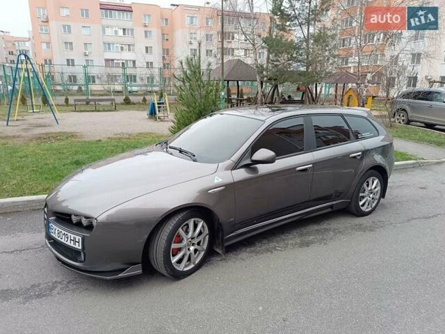 Серый Альфа Ромео 159, объемом двигателя 1.91 л и пробегом 276 тыс. км за 7500 $, фото 6 на Automoto.ua