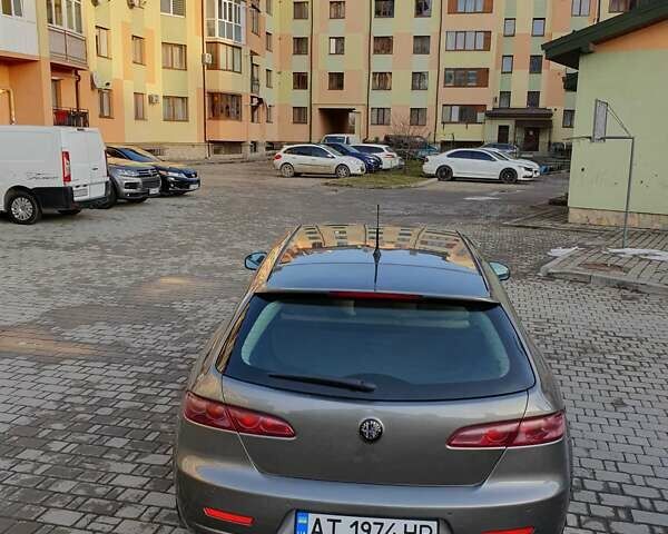 Серый Альфа Ромео 159, объемом двигателя 1.9 л и пробегом 350 тыс. км за 4400 $, фото 11 на Automoto.ua