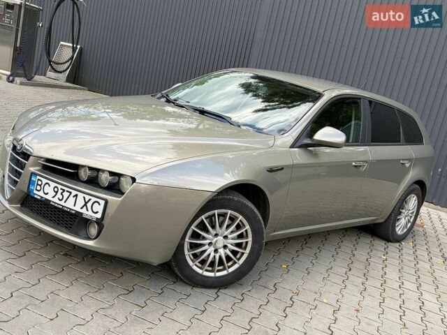 Сірий Альфа Ромео 159, об'ємом двигуна 2.2 л та пробігом 229 тис. км за 4750 $, фото 4 на Automoto.ua