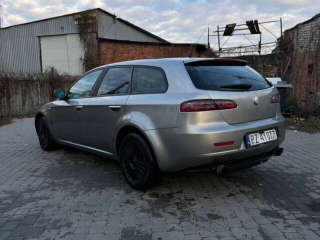 Сірий Альфа Ромео 159, об'ємом двигуна 1.9 л та пробігом 240 тис. км за 2850 $, фото 3 на Automoto.ua