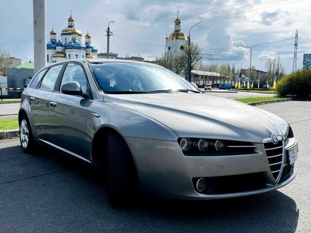 Сірий Альфа Ромео 159, об'ємом двигуна 1.9 л та пробігом 316 тис. км за 3000 $, фото 3 на Automoto.ua