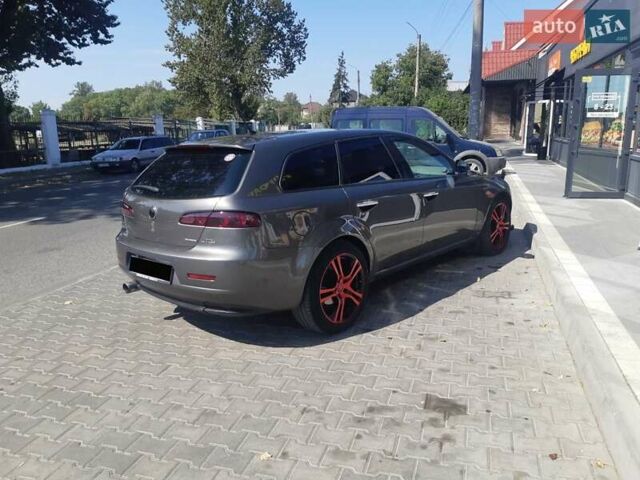 Серый Альфа Ромео 159, объемом двигателя 1.9 л и пробегом 265 тыс. км за 6600 $, фото 4 на Automoto.ua