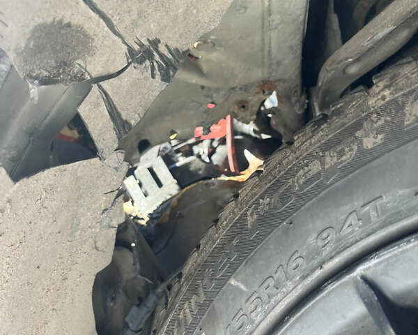 Сірий Альфа Ромео 159, об'ємом двигуна 1.9 л та пробігом 250 тис. км за 1500 $, фото 8 на Automoto.ua