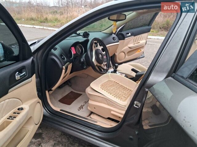 Серый Альфа Ромео 159, объемом двигателя 2.2 л и пробегом 216 тыс. км за 6500 $, фото 10 на Automoto.ua