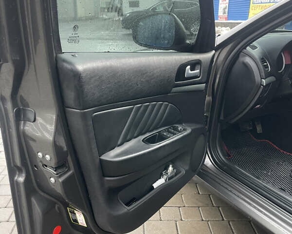 Серый Альфа Ромео 159, объемом двигателя 2.39 л и пробегом 226 тыс. км за 7800 $, фото 37 на Automoto.ua