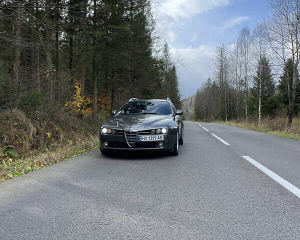 Серый Альфа Ромео 159, объемом двигателя 2.39 л и пробегом 226 тыс. км за 7800 $, фото 50 на Automoto.ua