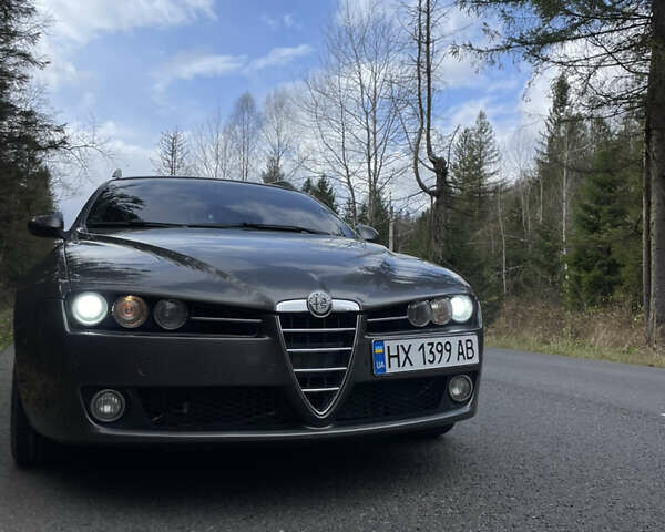 Серый Альфа Ромео 159, объемом двигателя 2.39 л и пробегом 226 тыс. км за 7800 $, фото 47 на Automoto.ua