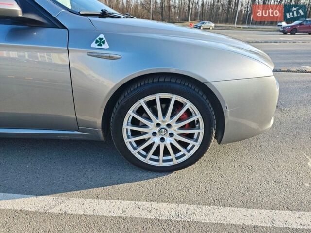 Серый Альфа Ромео 159, объемом двигателя 2.2 л и пробегом 210 тыс. км за 7000 $, фото 16 на Automoto.ua