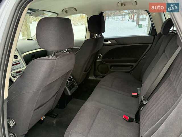 Сірий Альфа Ромео 159, об'ємом двигуна 2 л та пробігом 225 тис. км за 6490 $, фото 15 на Automoto.ua