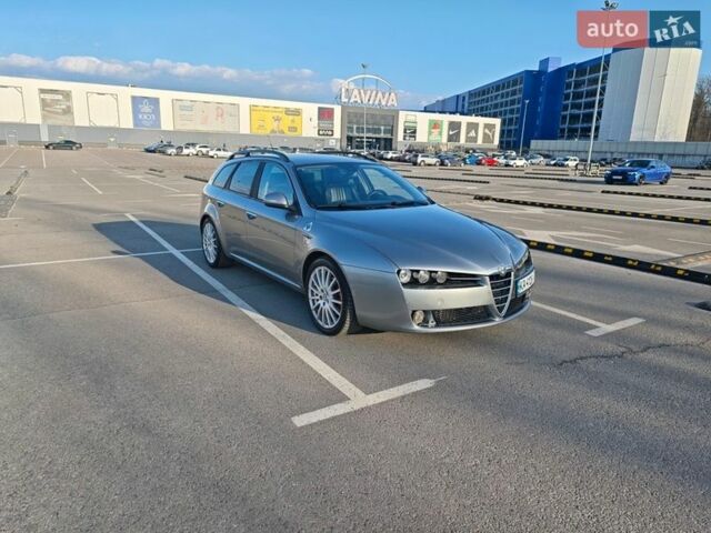 Серый Альфа Ромео 159, объемом двигателя 2.2 л и пробегом 210 тыс. км за 6800 $, фото 1 на Automoto.ua