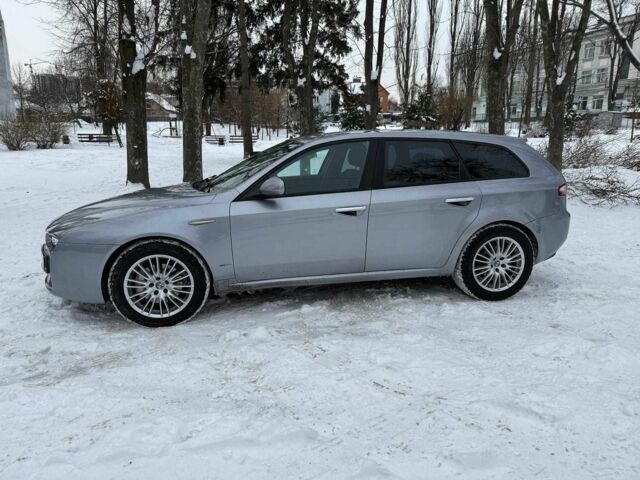 Серый Альфа Ромео 159, объемом двигателя 2 л и пробегом 225 тыс. км за 6490 $, фото 9 на Automoto.ua