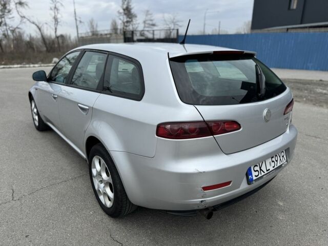 Серый Альфа Ромео 159, объемом двигателя 1.9 л и пробегом 309 тыс. км за 2600 $, фото 4 на Automoto.ua