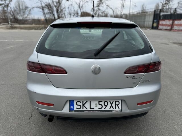 Серый Альфа Ромео 159, объемом двигателя 1.9 л и пробегом 309 тыс. км за 2600 $, фото 5 на Automoto.ua